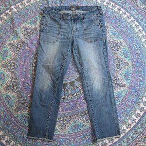 Torrid Size 10 Short Crop Boyfriend Jeans – Light Wash, Fringed Hem, Vintage Str